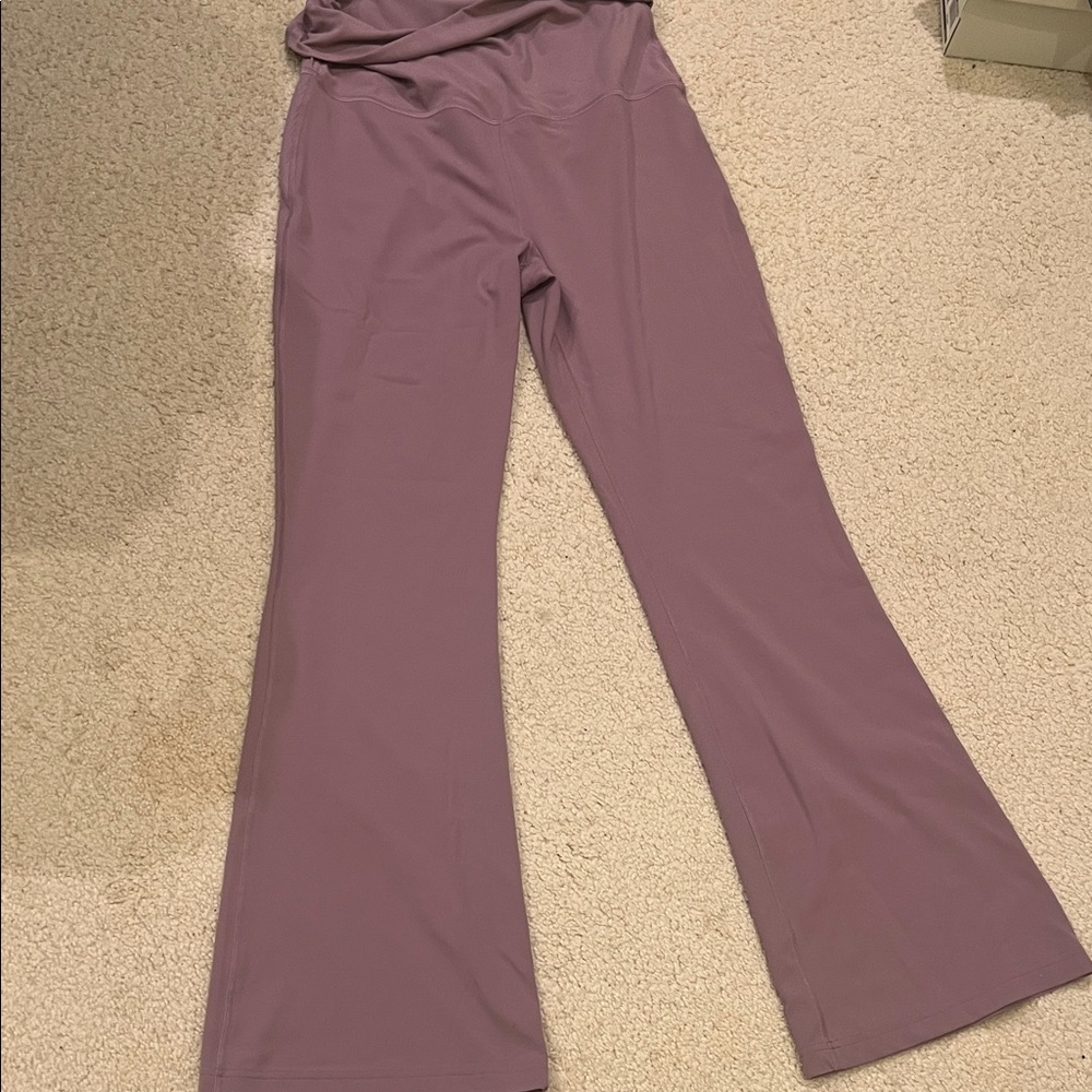 LululemonElegant Mauve Women's Pants